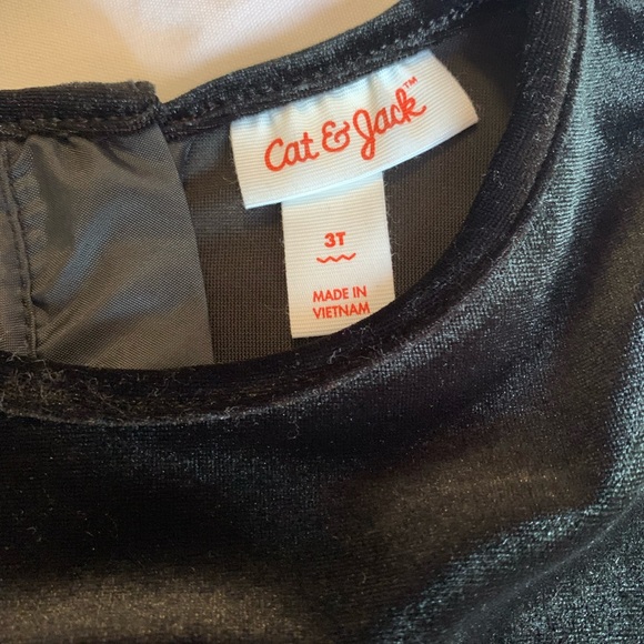 Cat & Jack plaided velvet dress size 3T - Picture 2 of 4